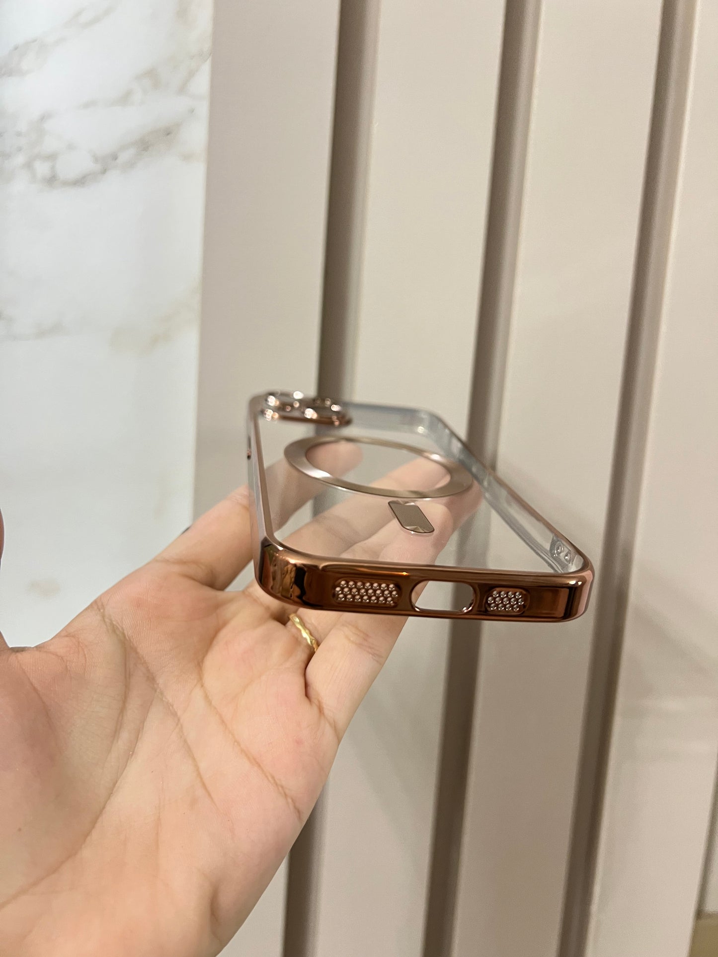 MagSafe ocre
