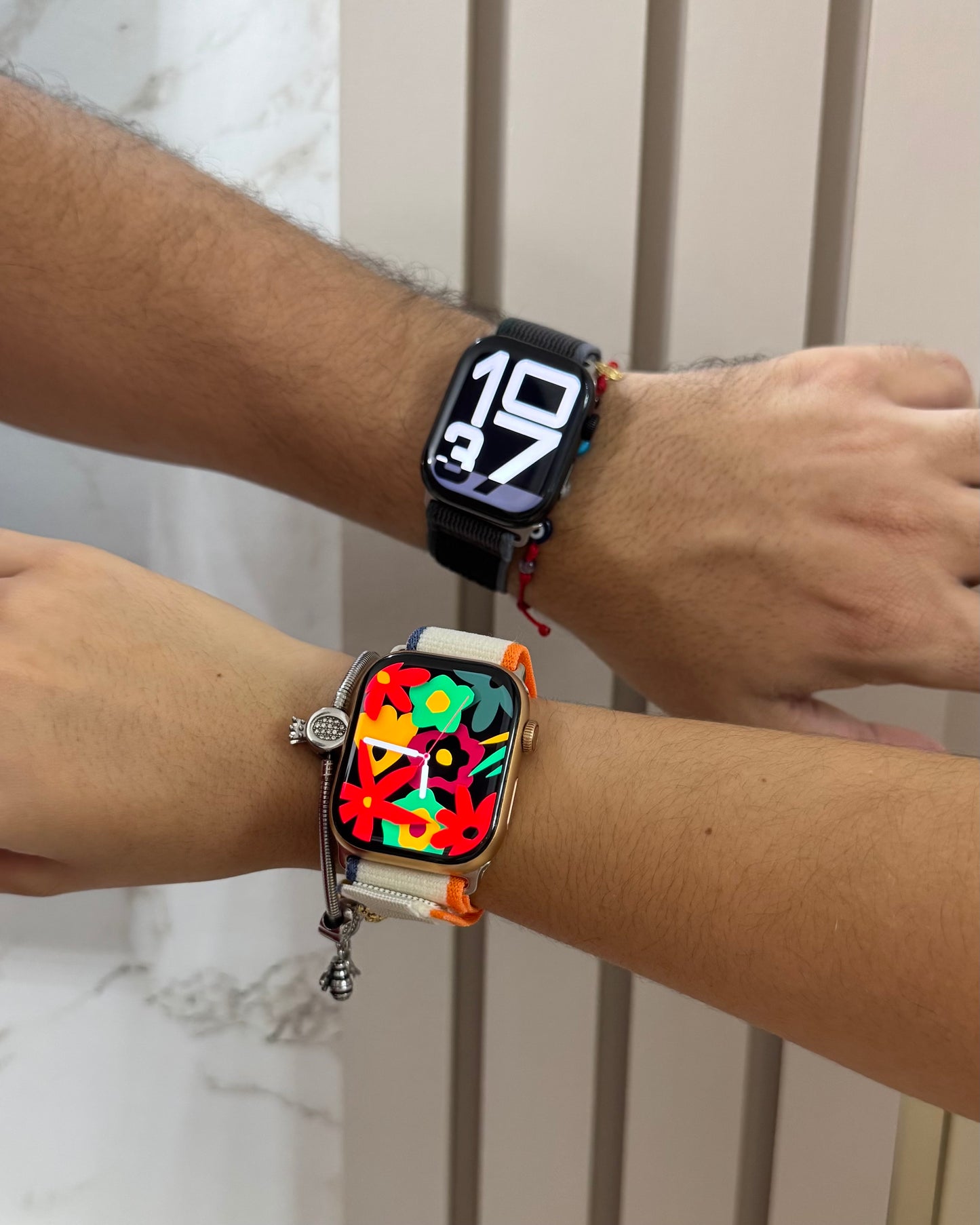 Reloj dorado oscuro 45mm