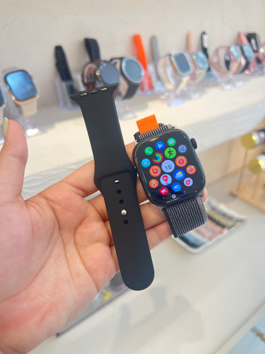 Reloj negro 45mm (CV)