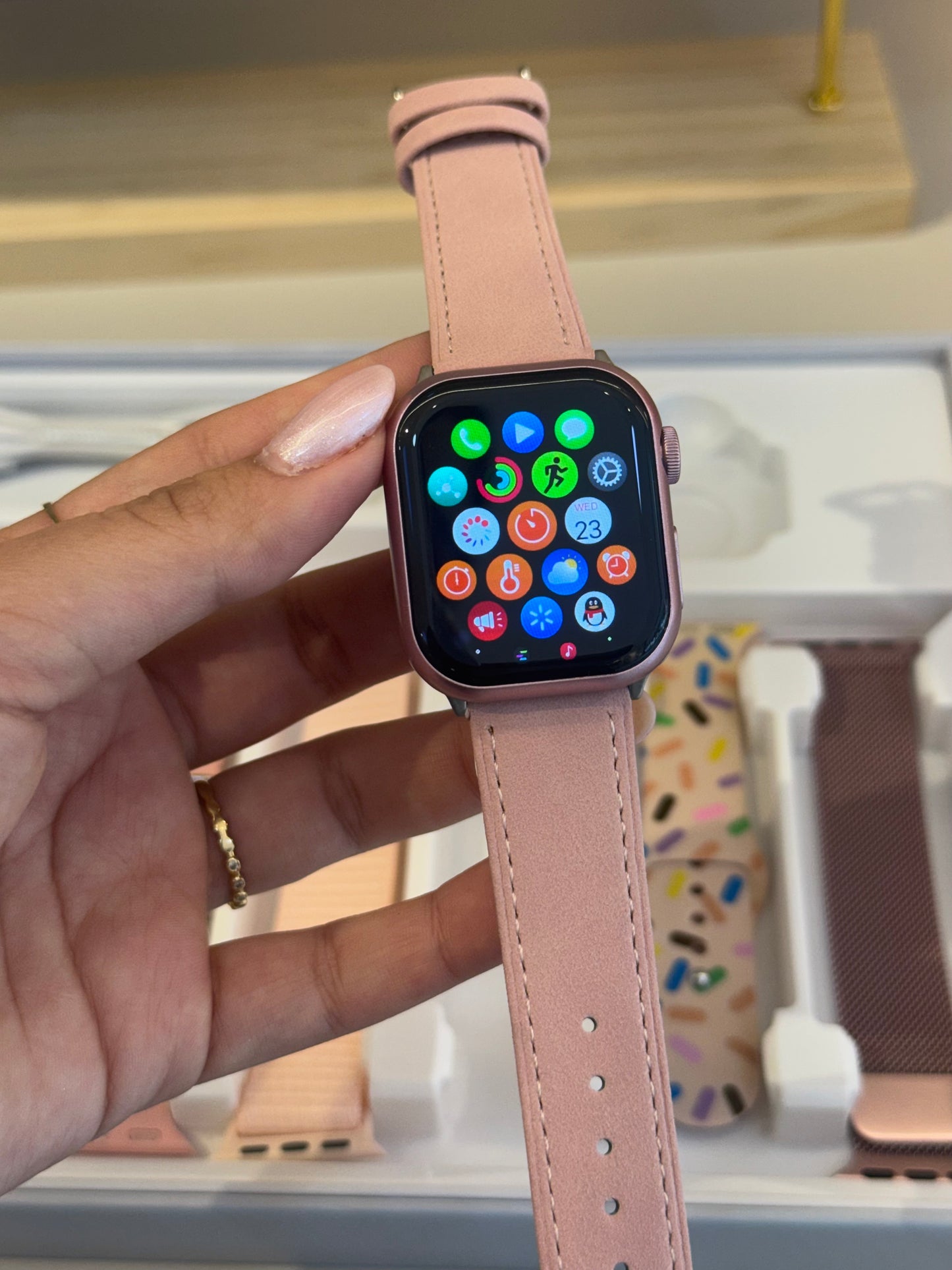 Reloj rosado 41mm multi manillas