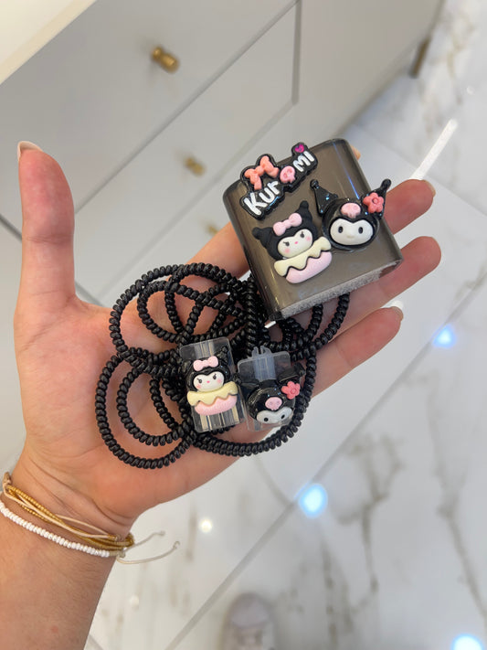Protector cargador kuromi