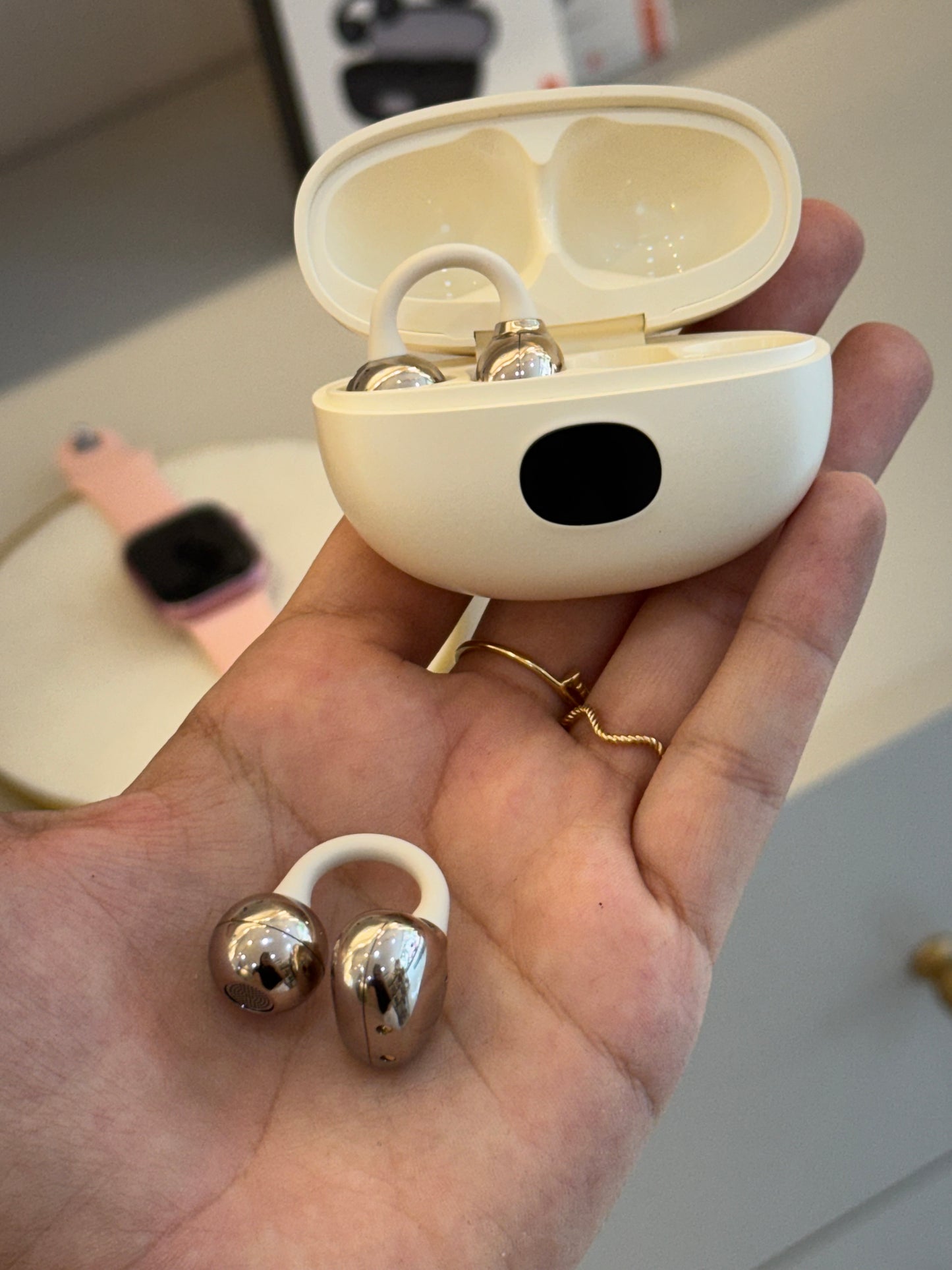 Audífonos tipo earcuff 2