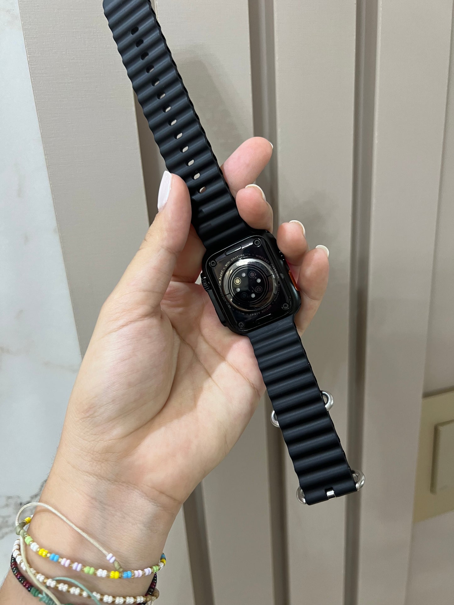 Reloj ultra mini negro 41mm