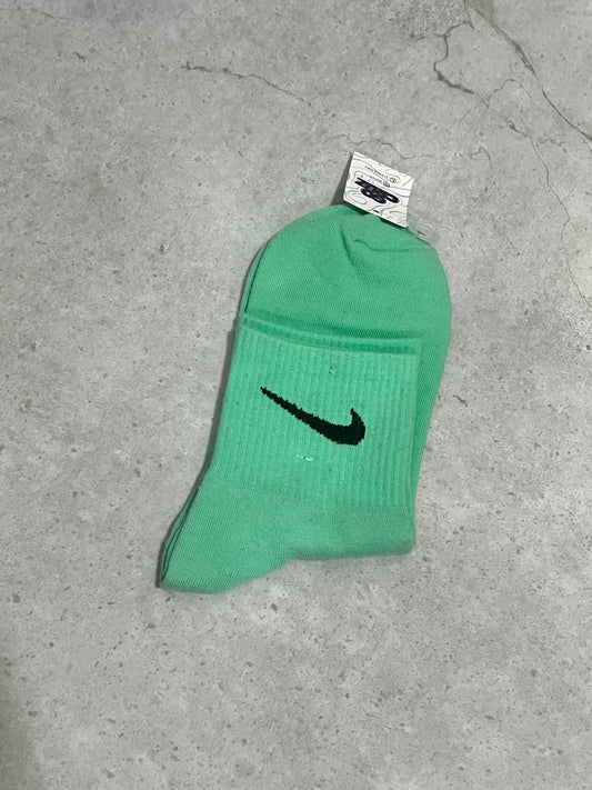 Semi nike verdes