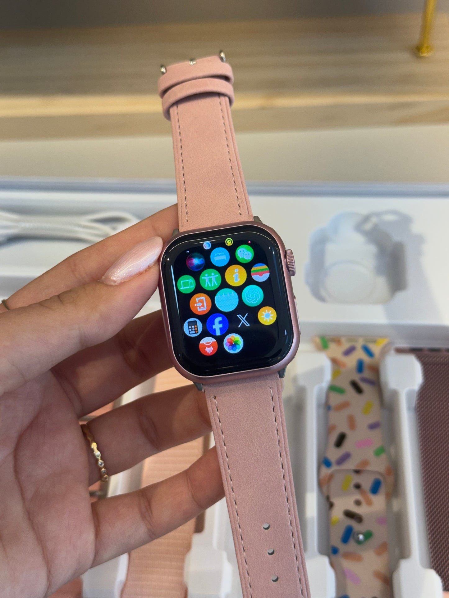 Reloj rosado 41mm multi manillas