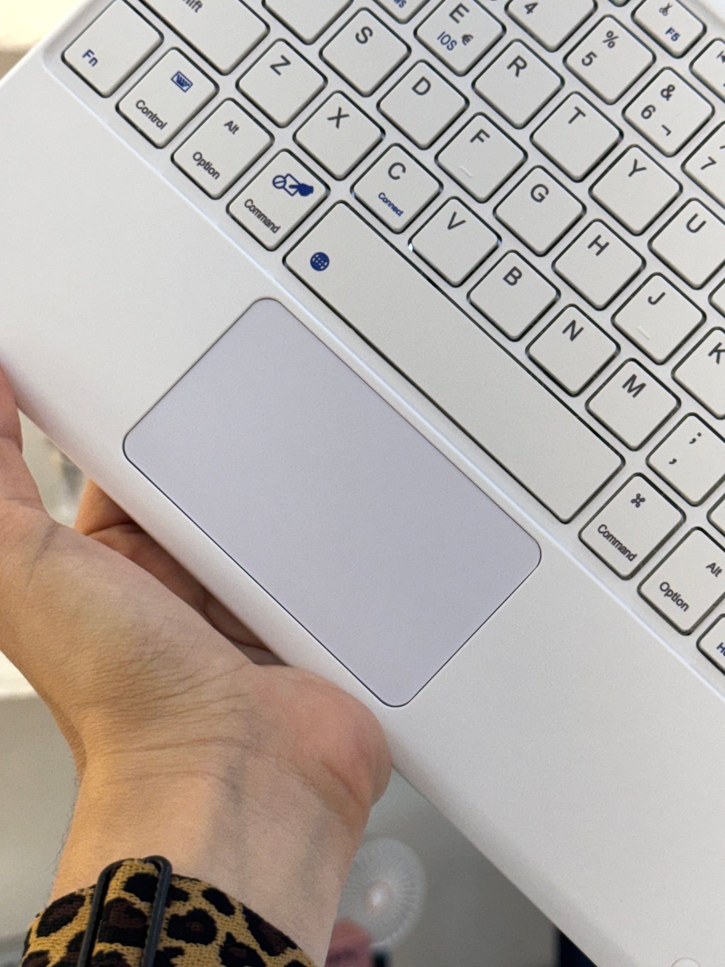 Teclado con mouse (universal)