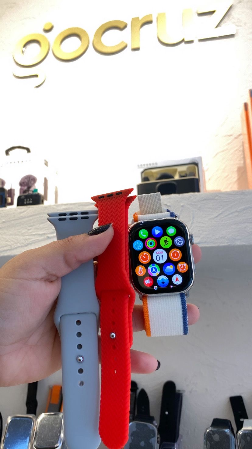 Reloj IA plateado 45mm
