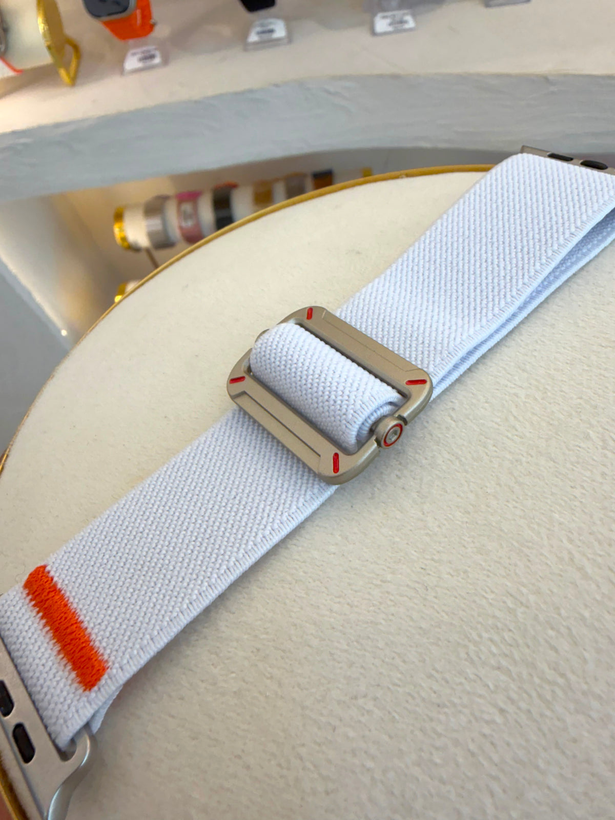 Manilla blanca ajustable