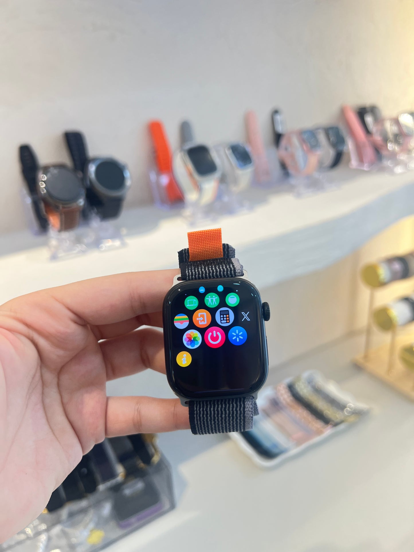 Reloj negro 45mm (CV)